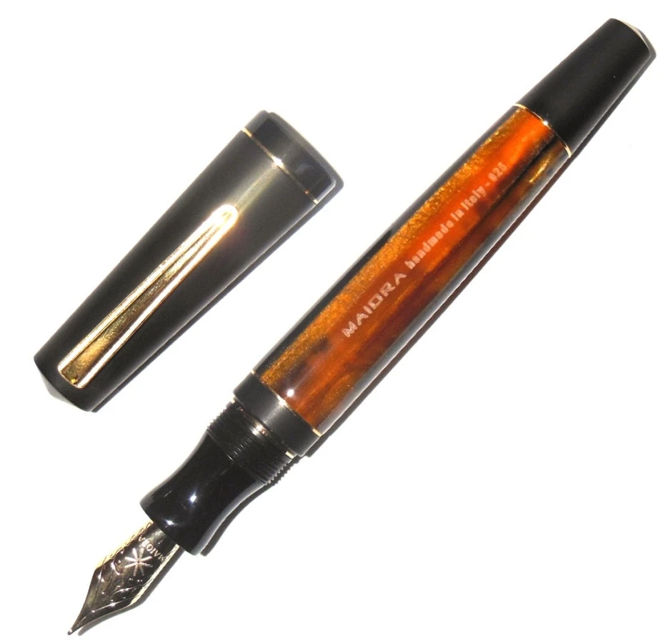 Maiora Impronte, Black & Orange, Oversized Fountain Pen, Extra-Fine Nib 1 Maiora Impronte, Black & Orange, Oversized Fountain Pen, Extra-Fine Nib
